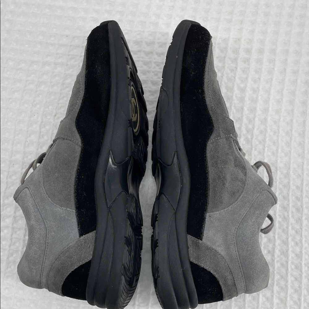 Authentic CHANEL Gray and Black Suede Sneakers with White CC Logo - Picture 6 of 13